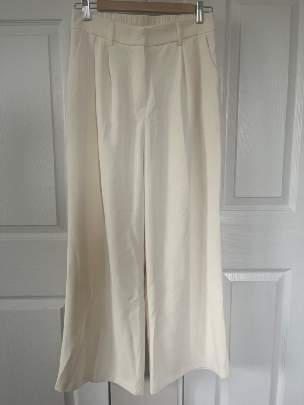 Women’s Ivory Wide-Leg Dress Pants